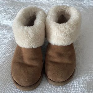 UGG size 7 booties